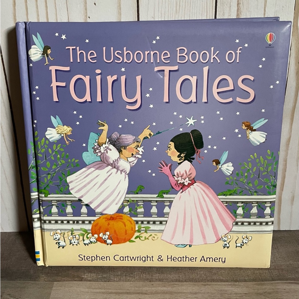 Usborne Book of Fairy Tales easy reader Cinderella Sleeping Beauty Goldilocks